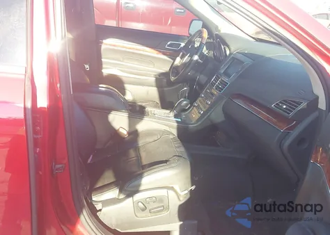 2010 Lincoln Mkt z USA, uszkodzony, nr VIN 2LMHJ5FR5ABJ11713